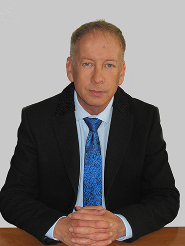 Gary Jenkins
Chief Executive